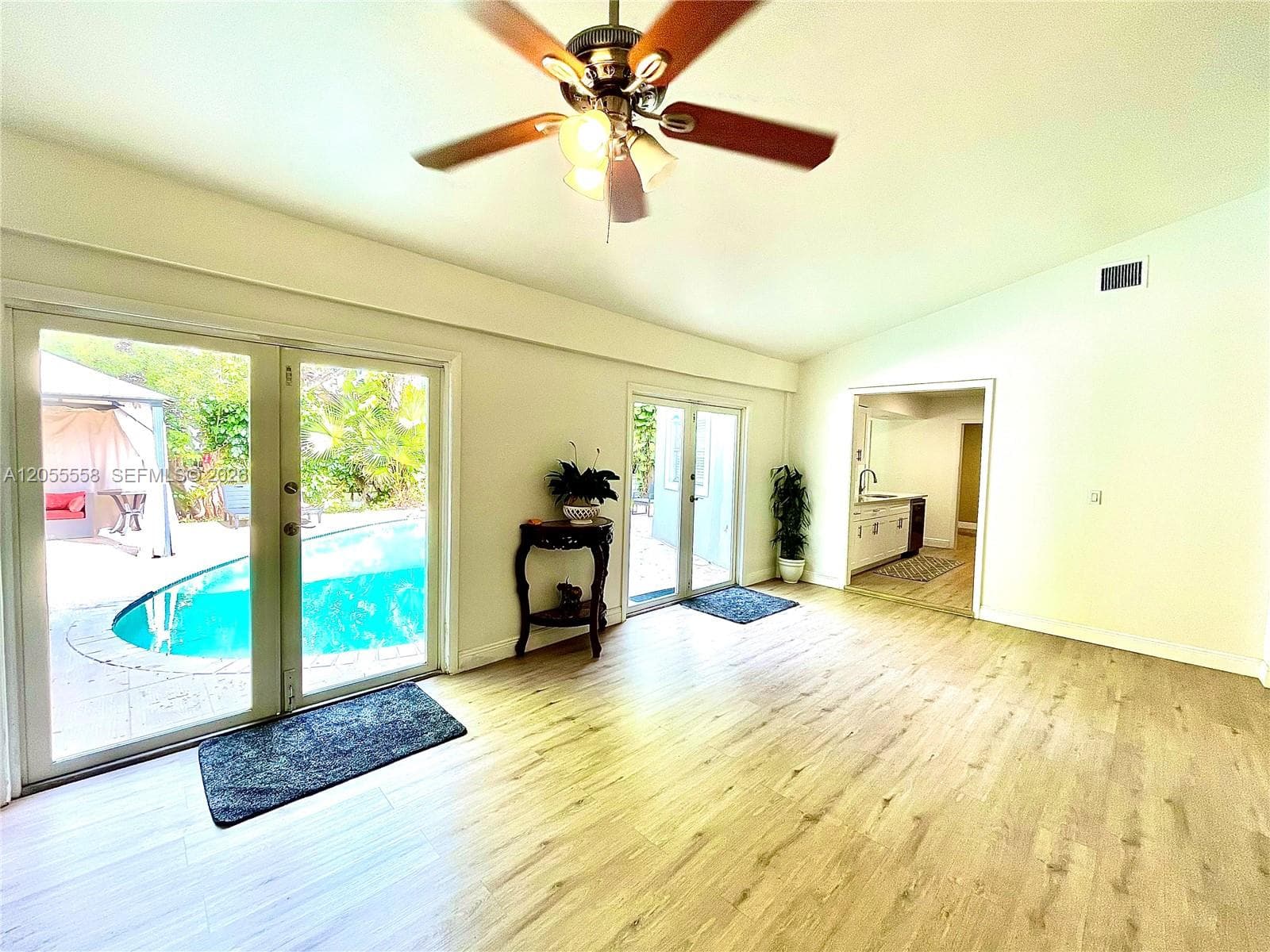 15831 Palmetto Club Dr photo 10