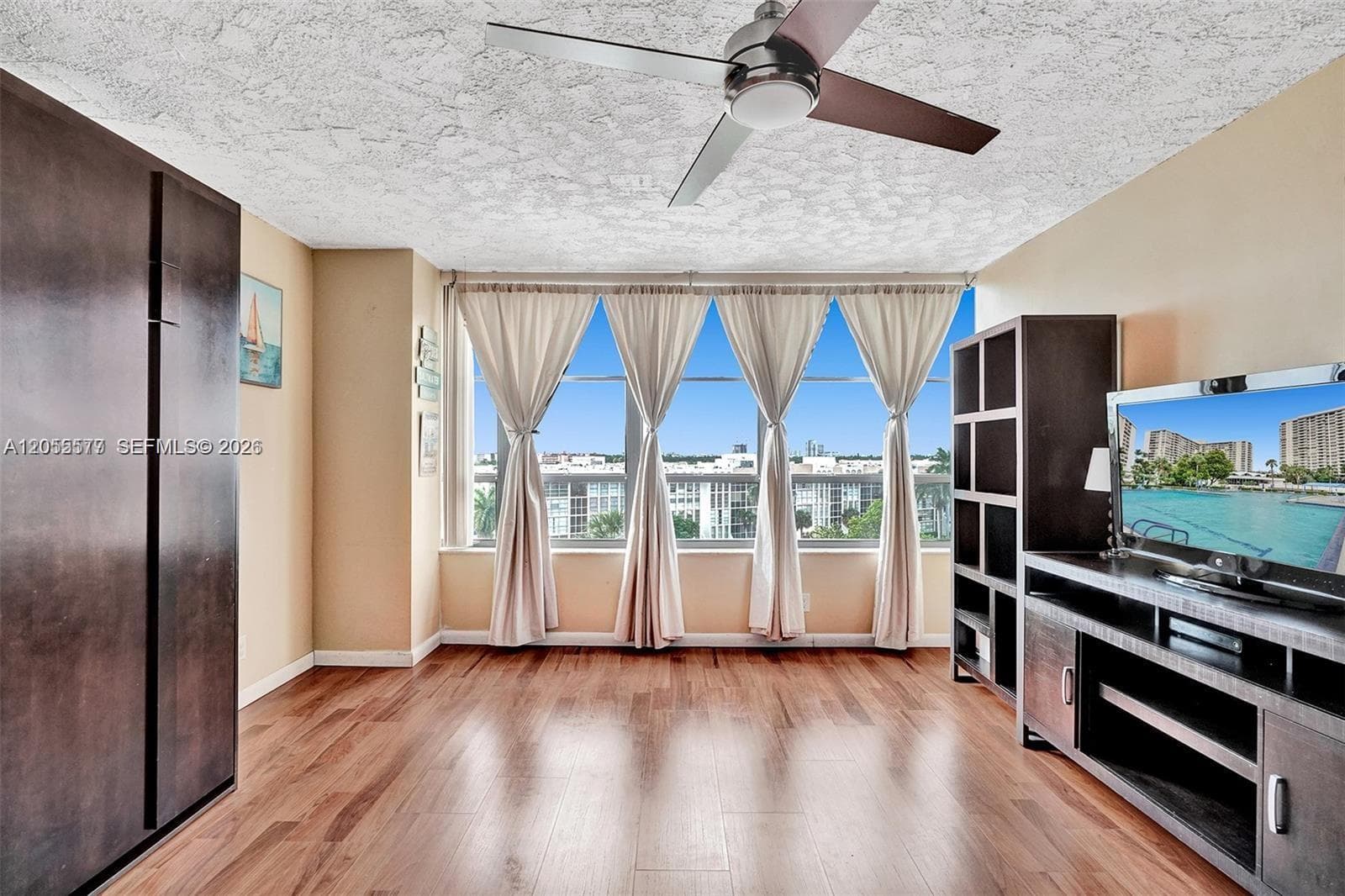 OLYMPUS CONDO · #311 in Hallandale Beach - Photo 8