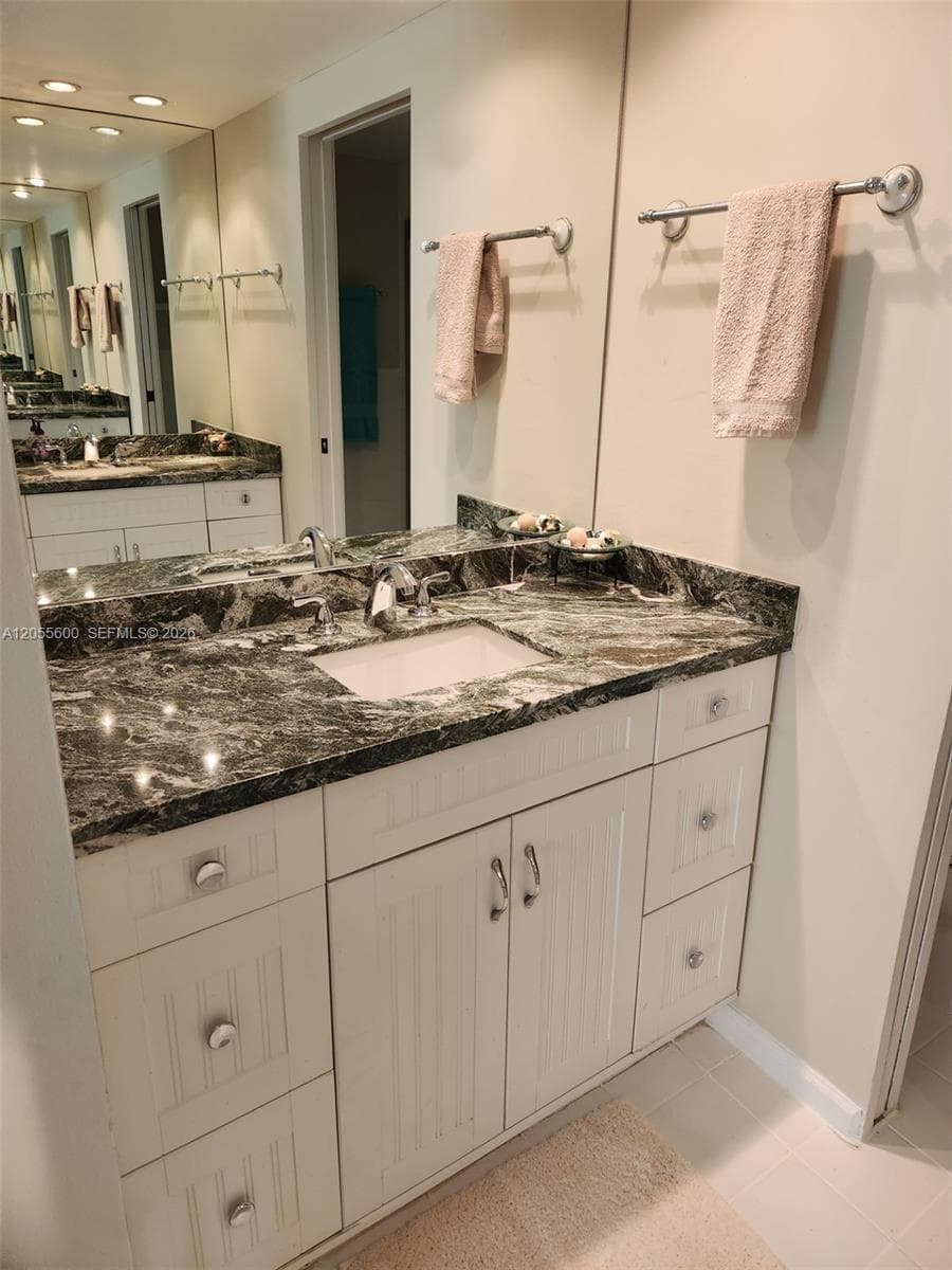 SEAGRAPE CONDO · #4B in Singer Island - Photo 3