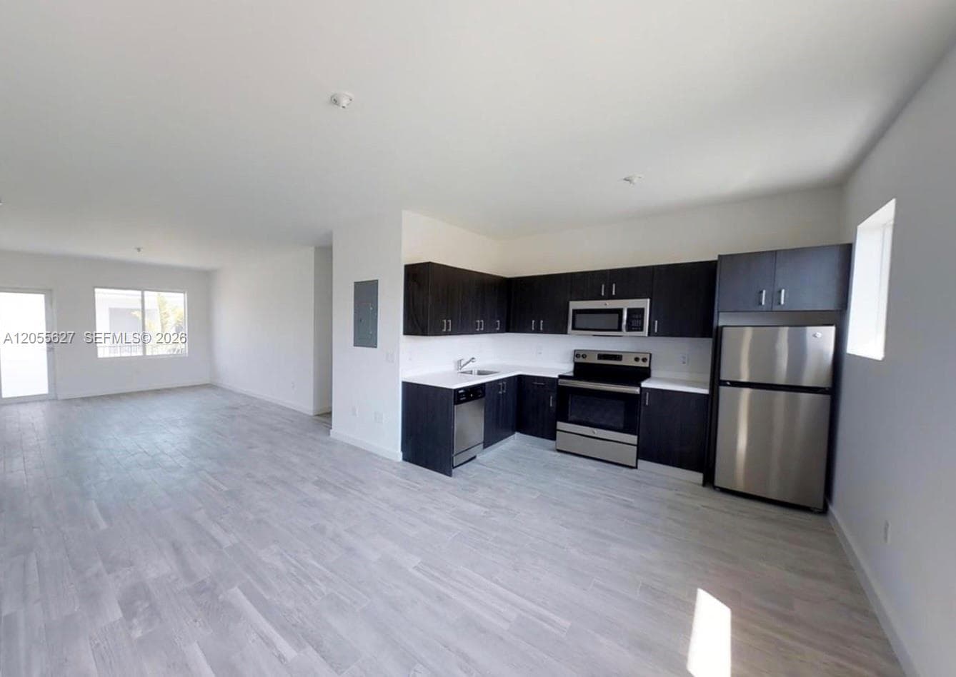 TEE TIME CONDO · #12 in Miami Beach - Photo 3