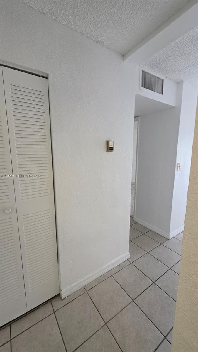 YOLANDA VILLAS CONDO · #308E in Miami - Photo 8