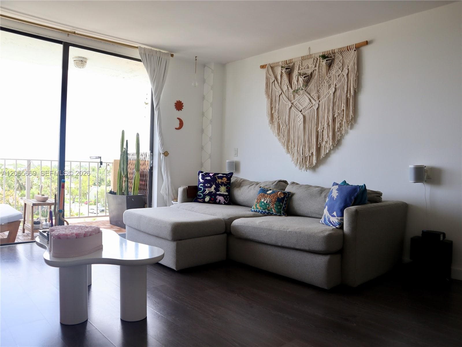 VECINO DEL MAR CONDO · #607 in North Miami - Photo 2