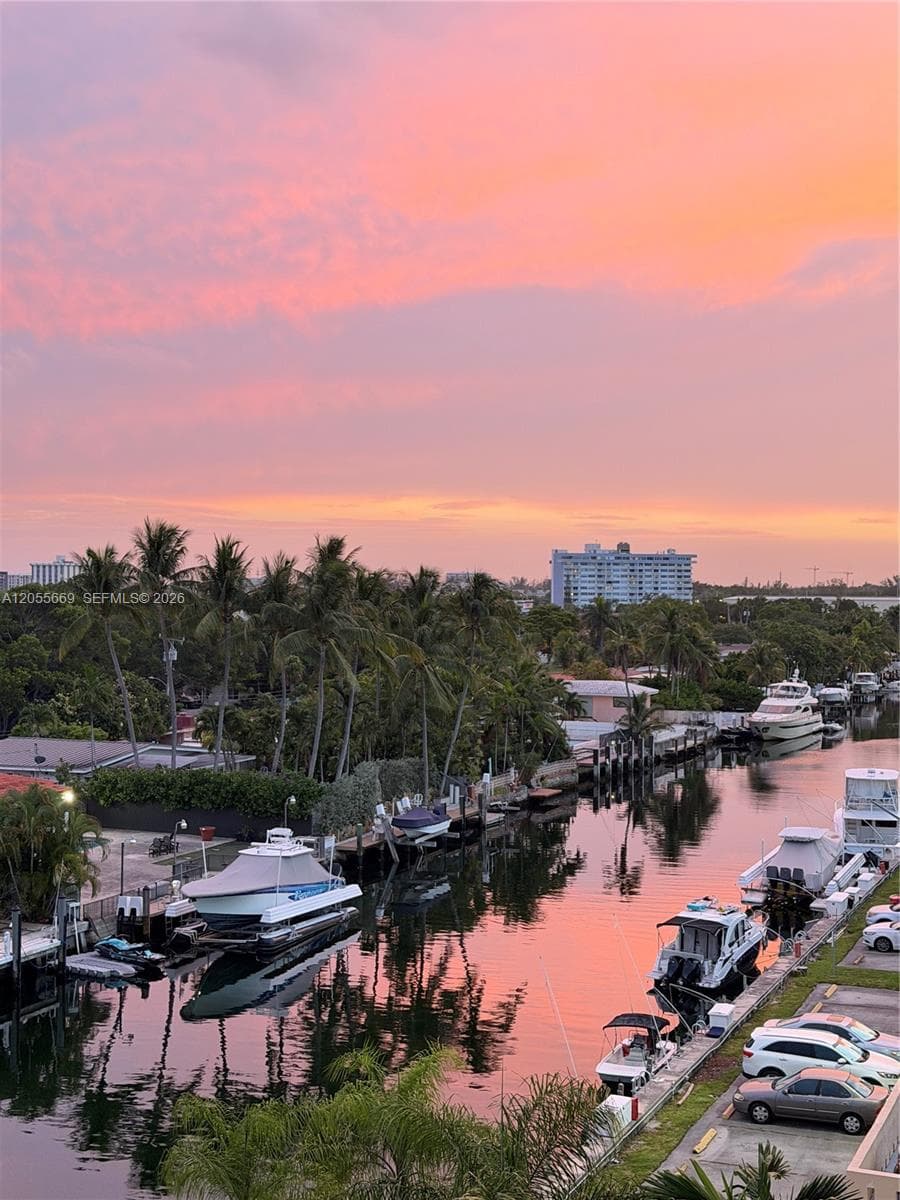 VECINO DEL MAR CONDO · #607 in North Miami - Photo 14