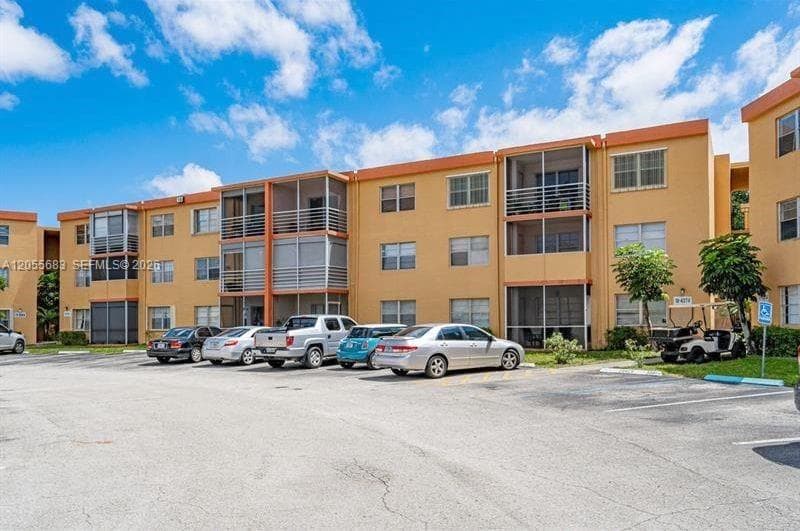 HERITAGE CIRCLE CONDO · #9-1B in Deerfield Beach - Photo 12