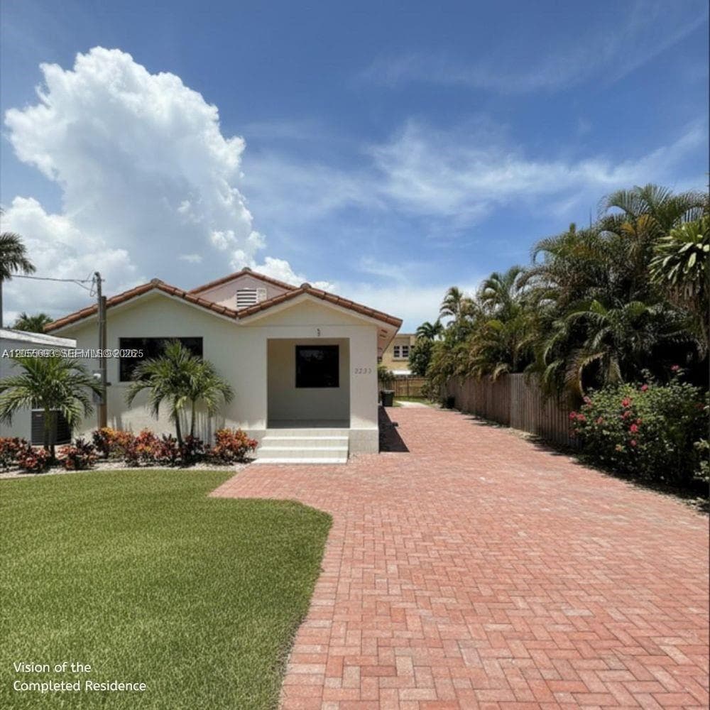 2235 SW 15th St photo 1