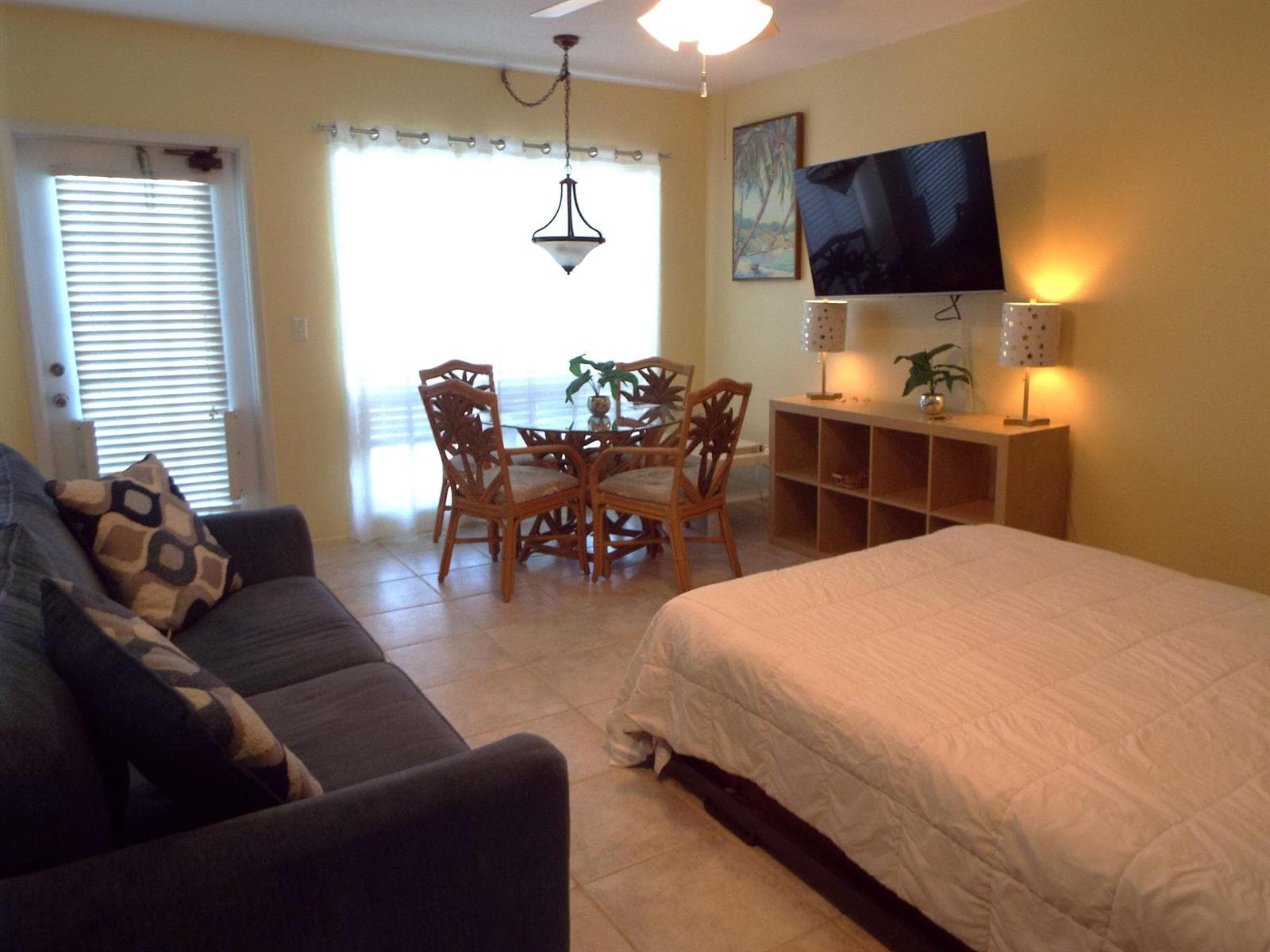 Main Living Area w/Murphy Bed