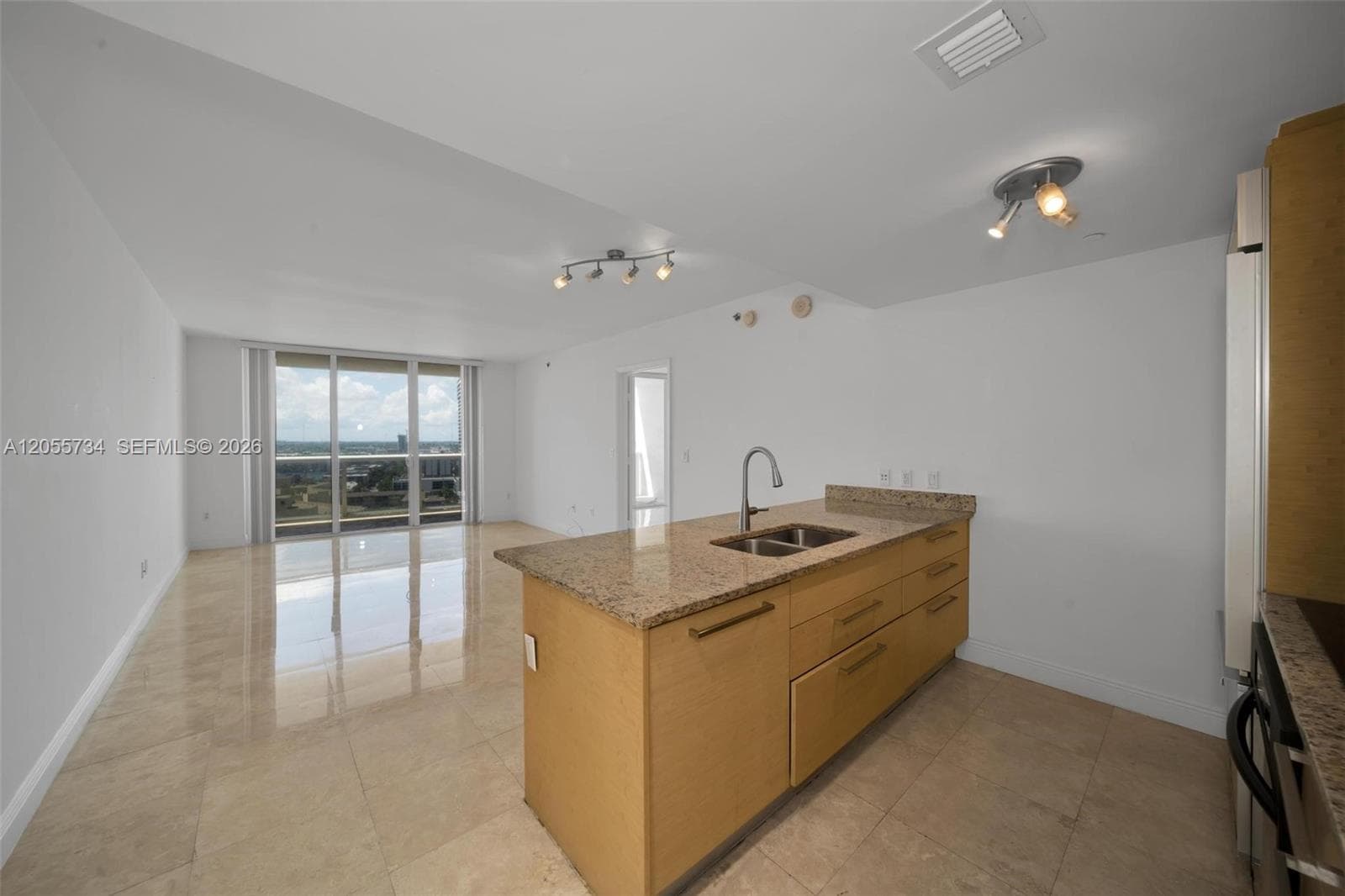 BEACH CLUB THREE CONDO · #1809 in Hallandale Beach - Photo 2
