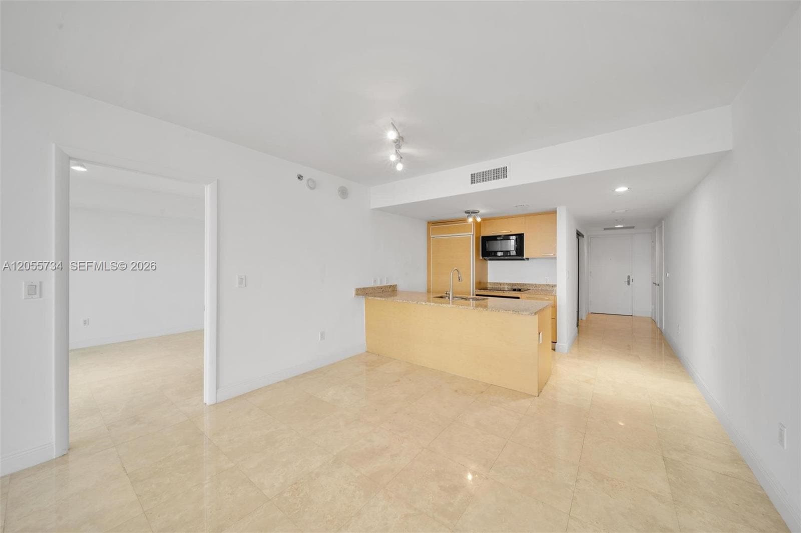 BEACH CLUB THREE CONDO · #1809 in Hallandale Beach - Photo 4
