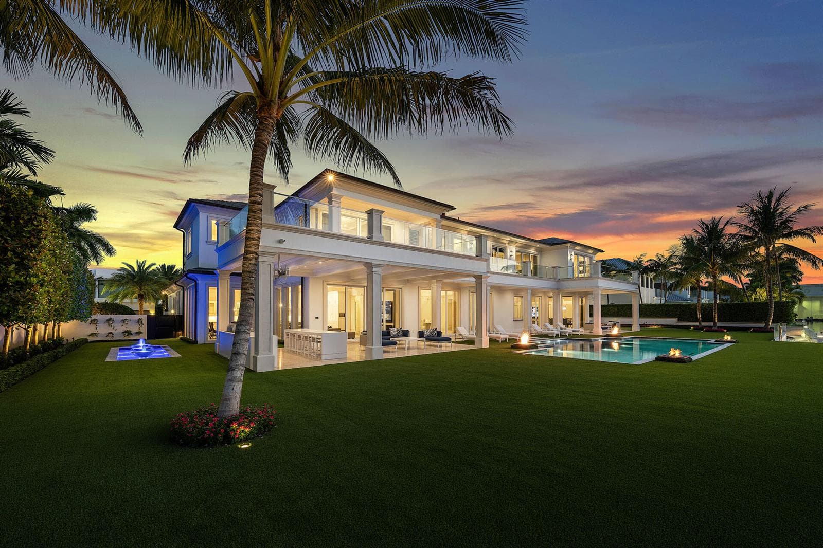 215_W_Key_Palm_Road_Dusk_11