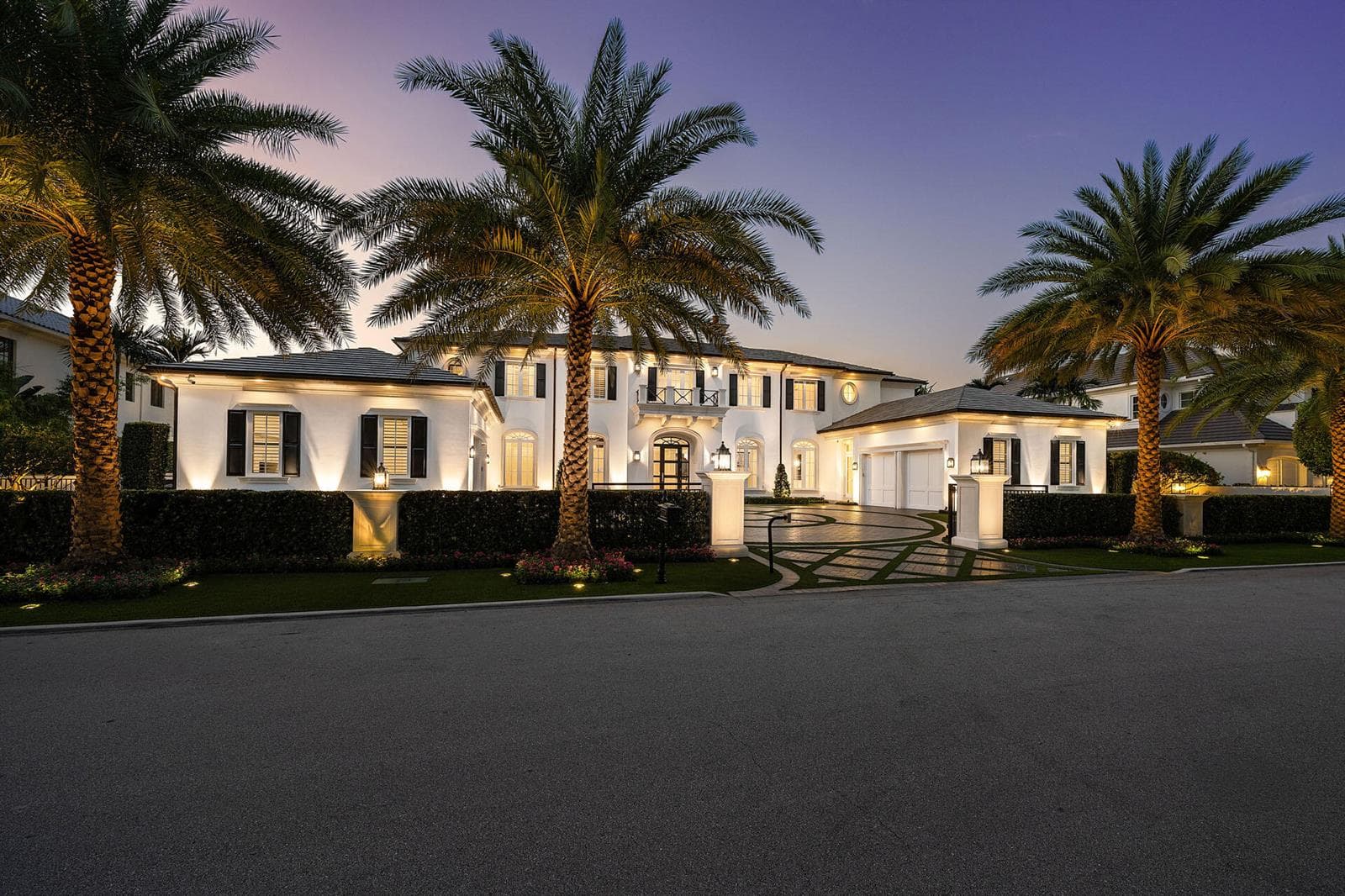 215_W_Key_Palm_Road_Dusk_02