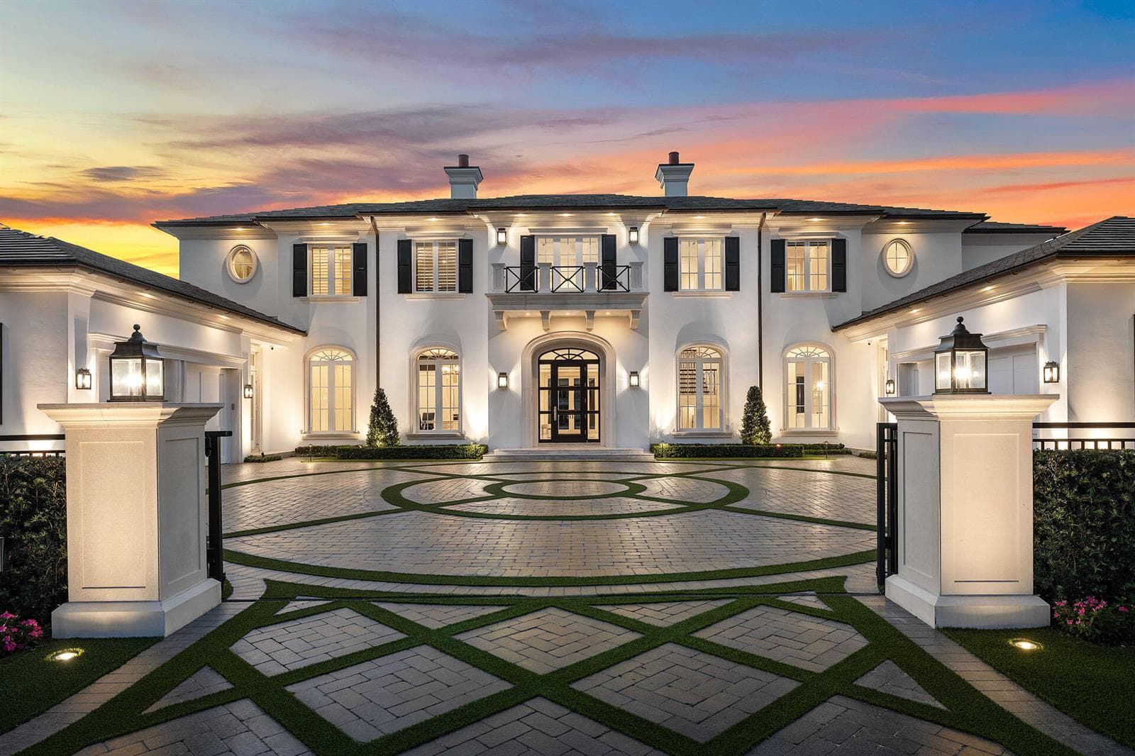 215_W_Key_Palm_Road_Dusk_04