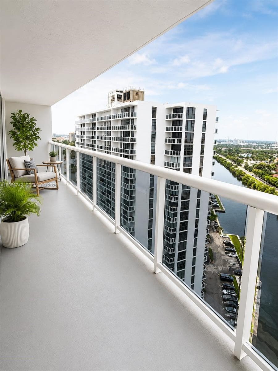 WATERVIEW CONDO · #2141 in Aventura - Photo 9