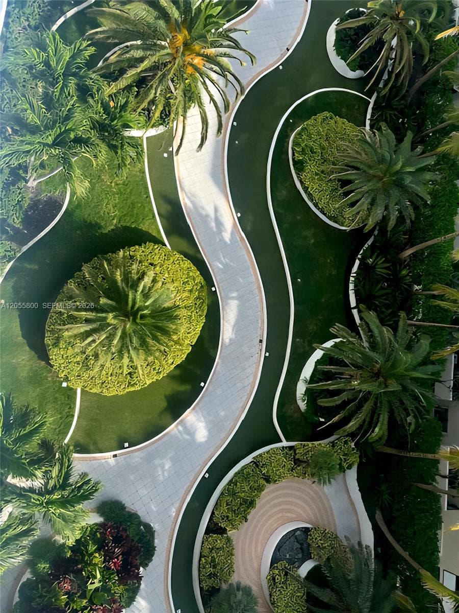 The Decoplage · #1030 in Miami Beach - Photo 20