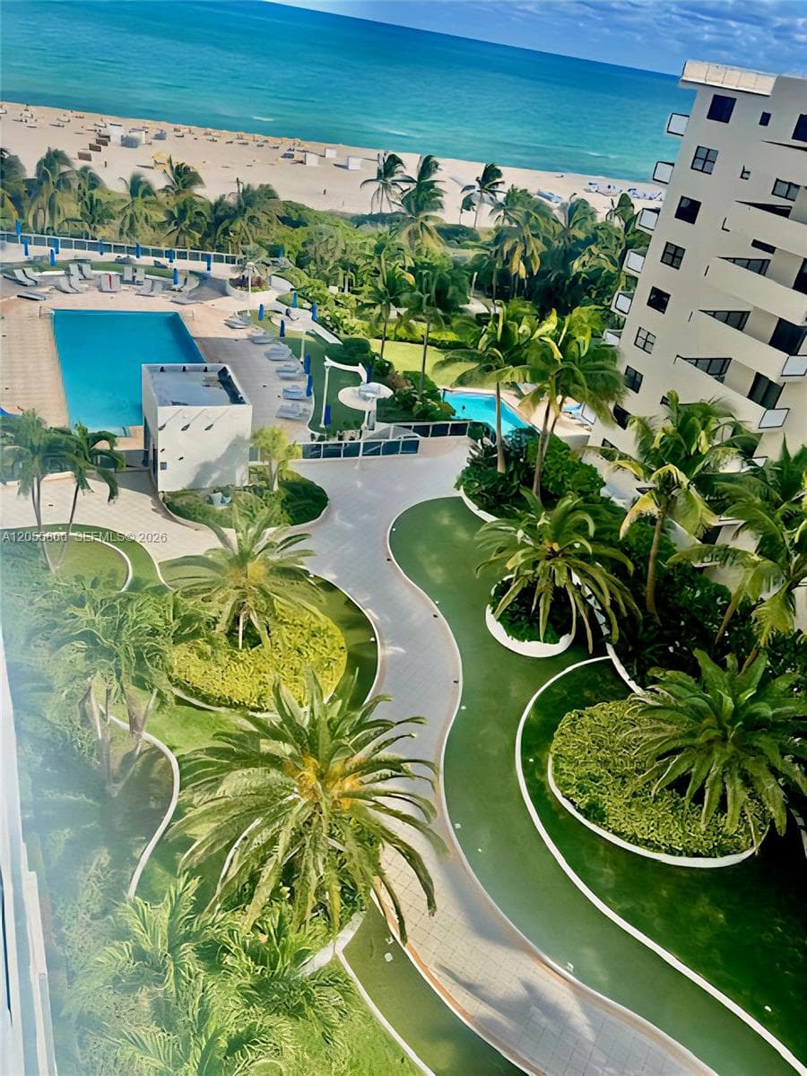 The Decoplage · #1030 in Miami Beach - Photo 21
