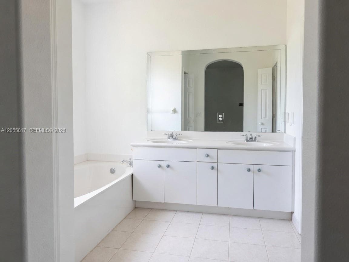 16654 SW 83rd Ln photo 23