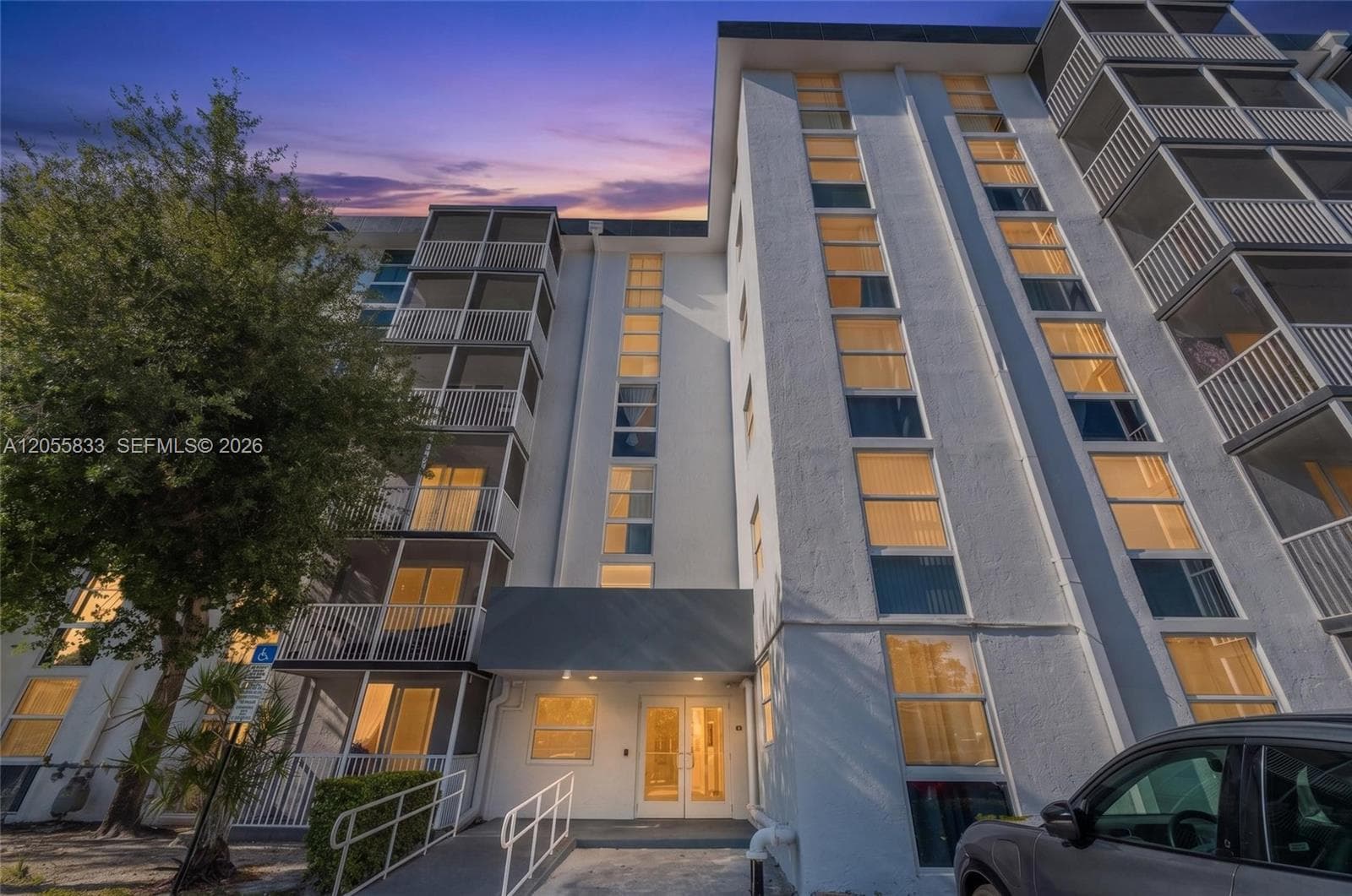 Woodside Apartments Condo · #A516 in North Miami Beach - Photo 1