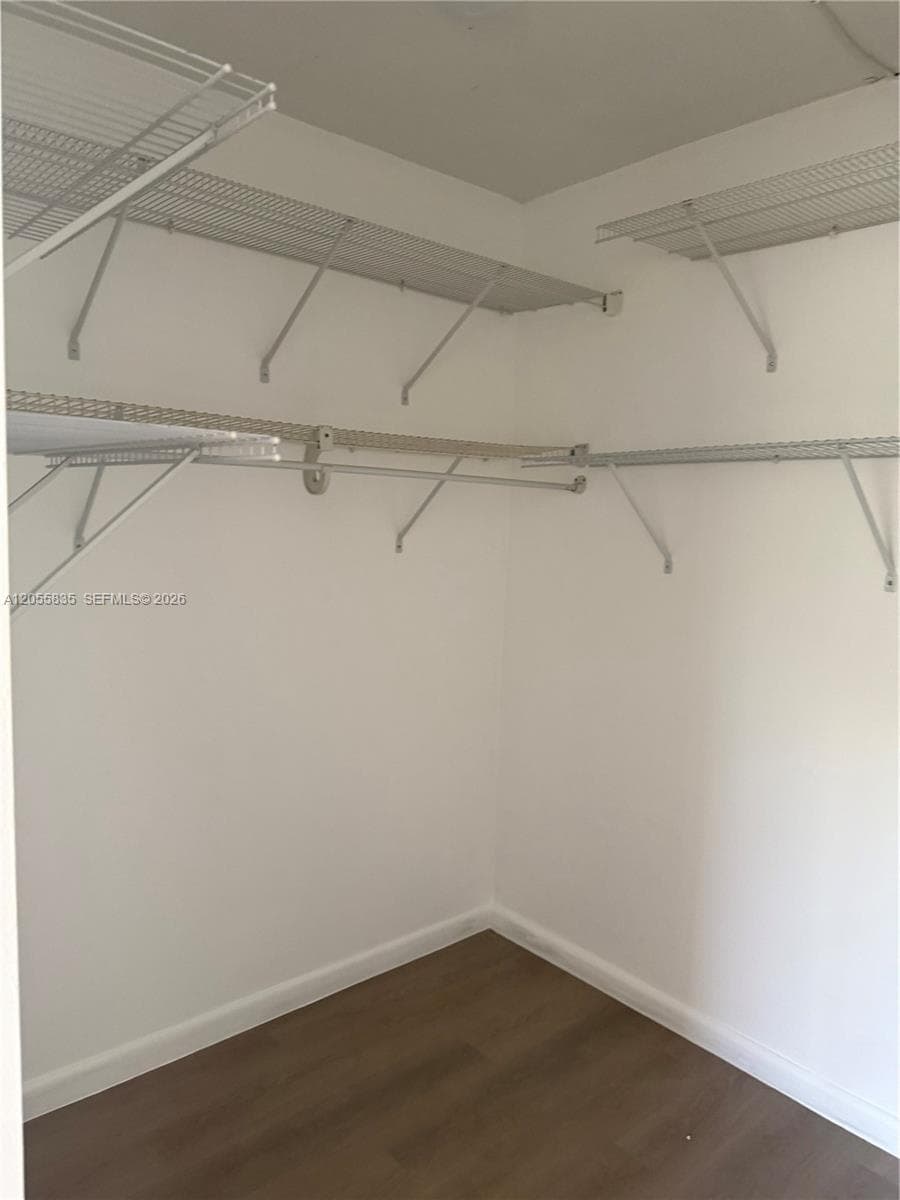 Villa Bellini Condo · #211 in Hialeah - Photo 17