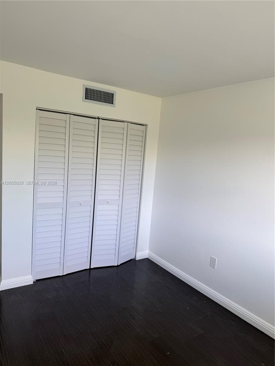 Villa Bellini Condo · #211 in Hialeah - Photo 7