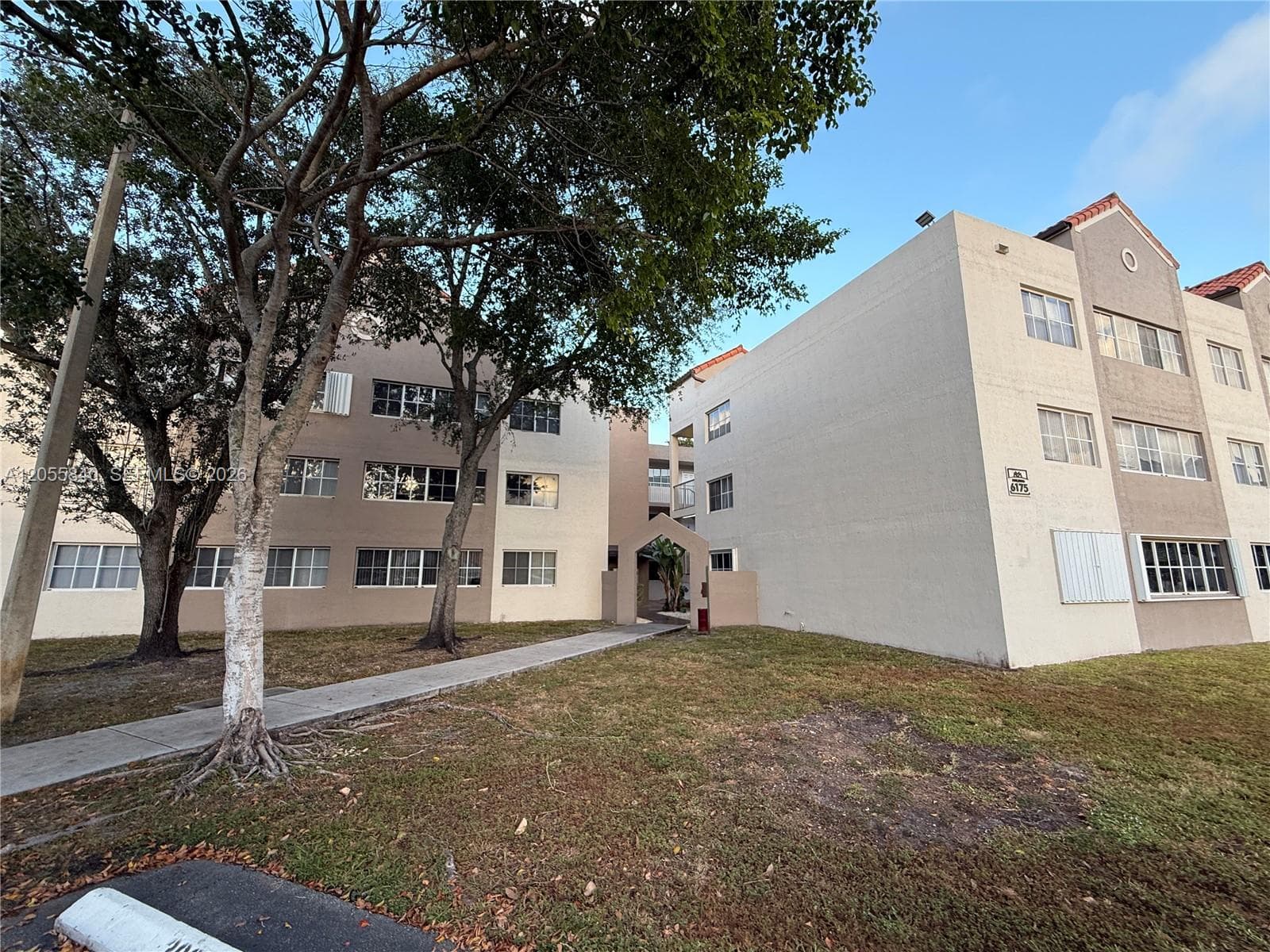 MIRASSOU CONDO · #104 in Hialeah - Photo 22