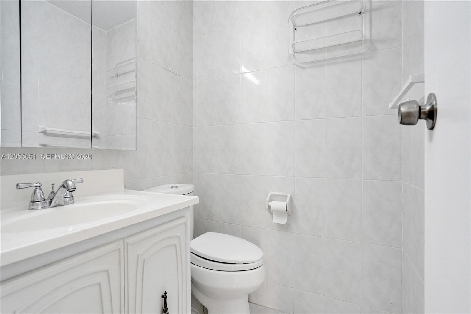 DESOTO PARK CONDO · #207 in Hallandale Beach - Photo 14