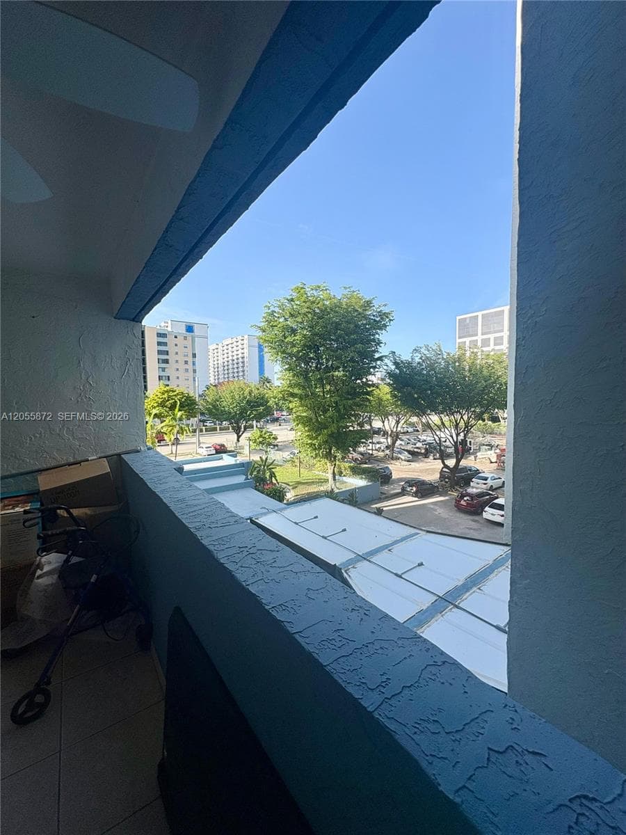 5050 CONDO · #309 in Miami - Photo 13