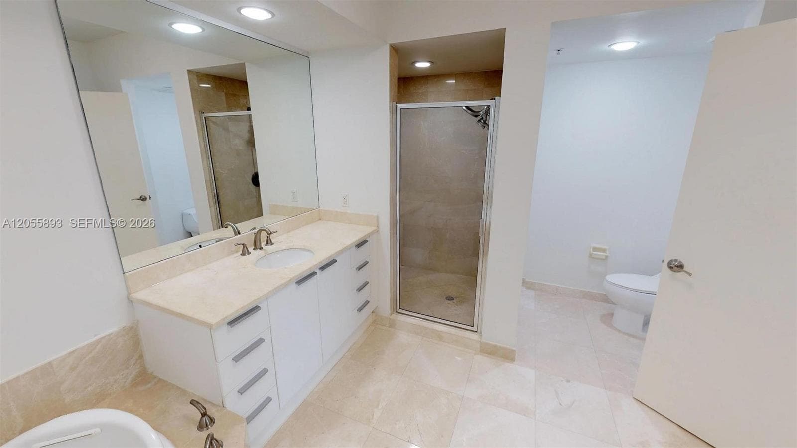 151 at Biscayne · #409 in North Miami - Photo 46