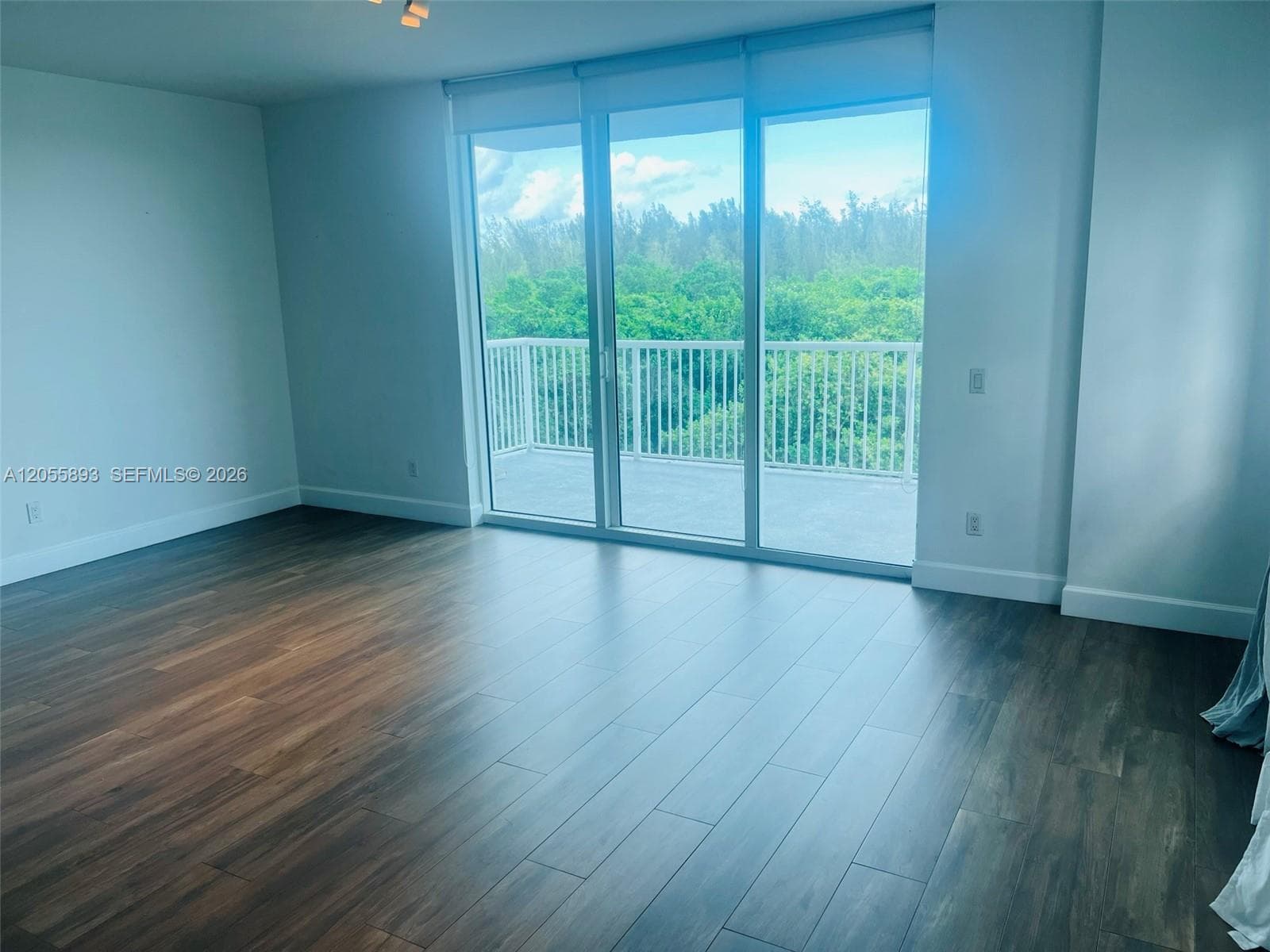151 at Biscayne · #409 in North Miami - Photo 32