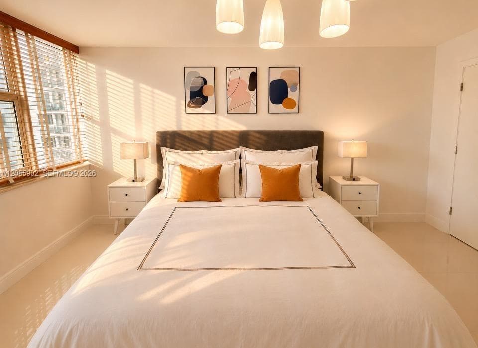 PRINCIPLE BEDROOM SUITE