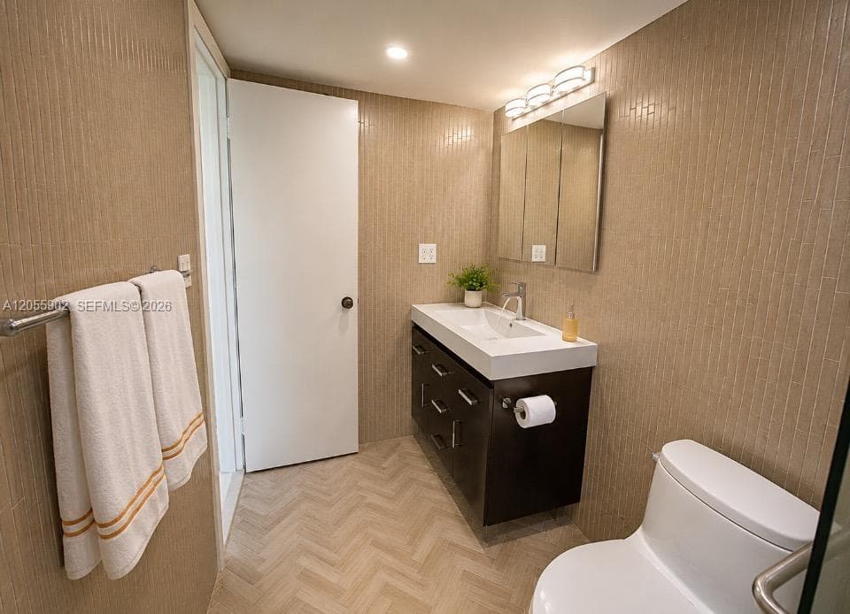 PRINCIPLE BATHROOM SUITE