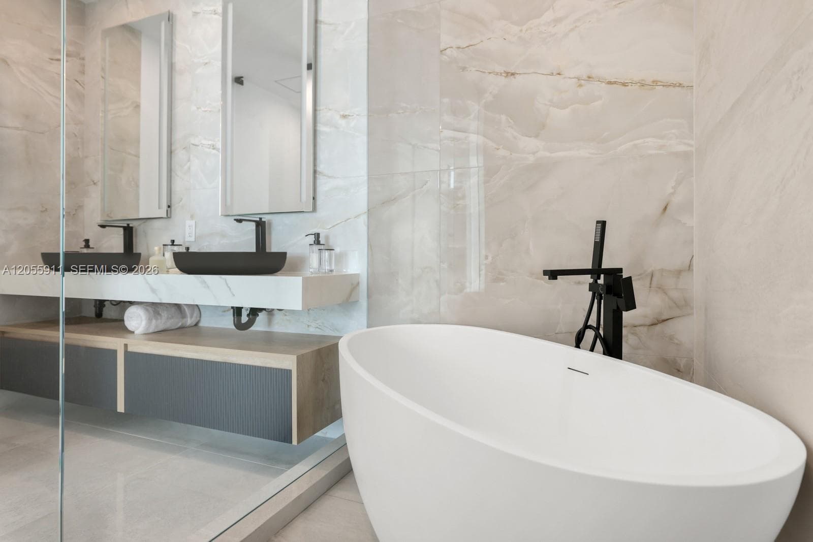 Eloquence on the Bay · #1208 in North Bay Village - Photo 17