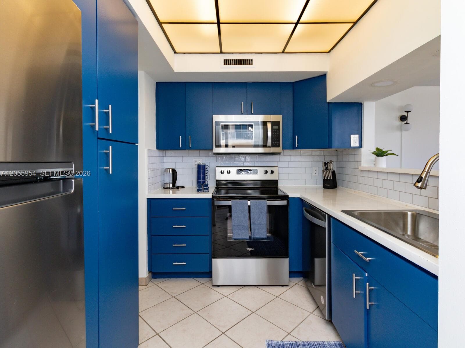 ALEXANDER TOWERS CONDO · #305 in Hollywood - Photo 16