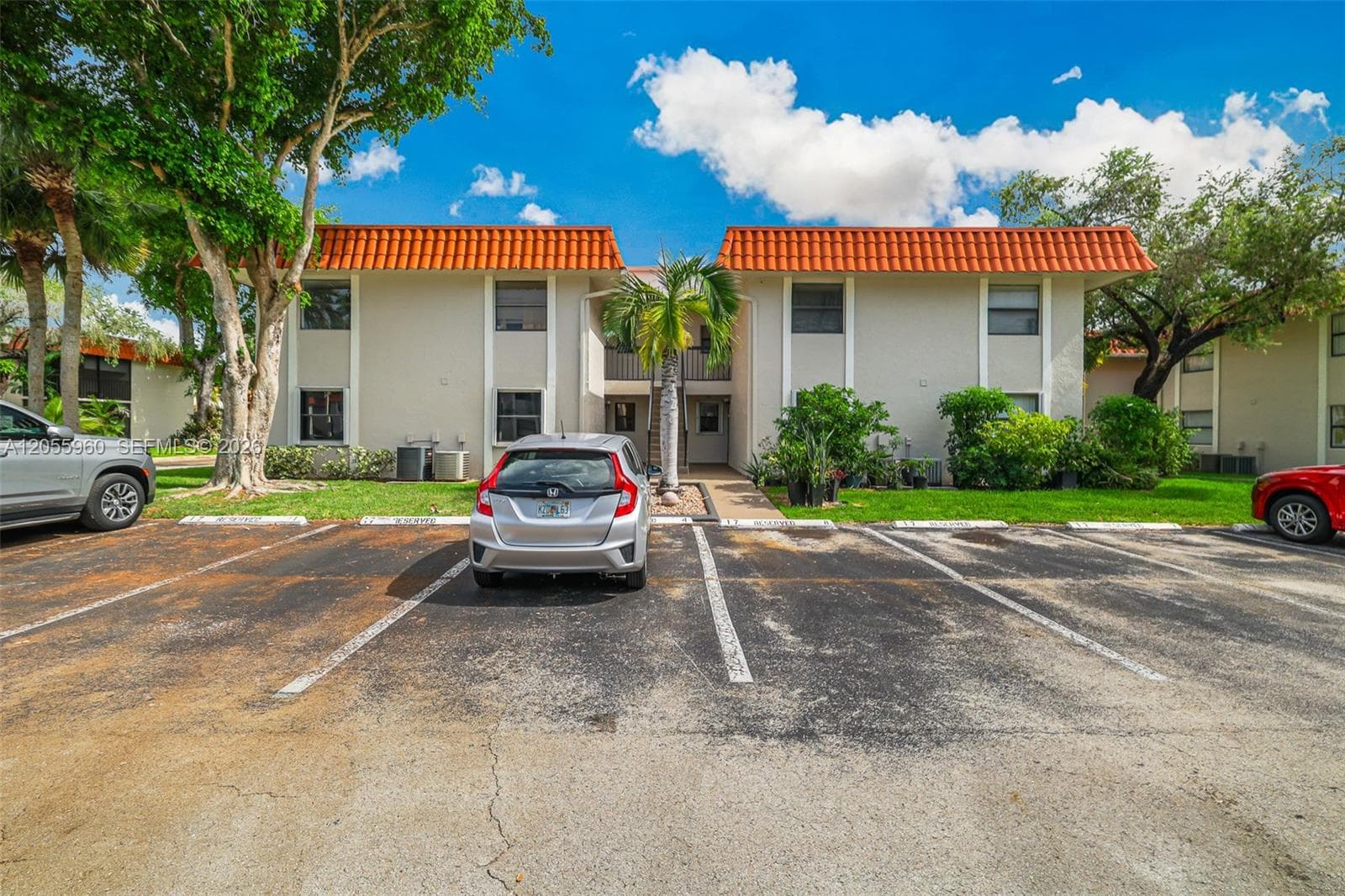 BANYAN TREE SEVEN CONDO · #203-17 in Miami - Photo 2