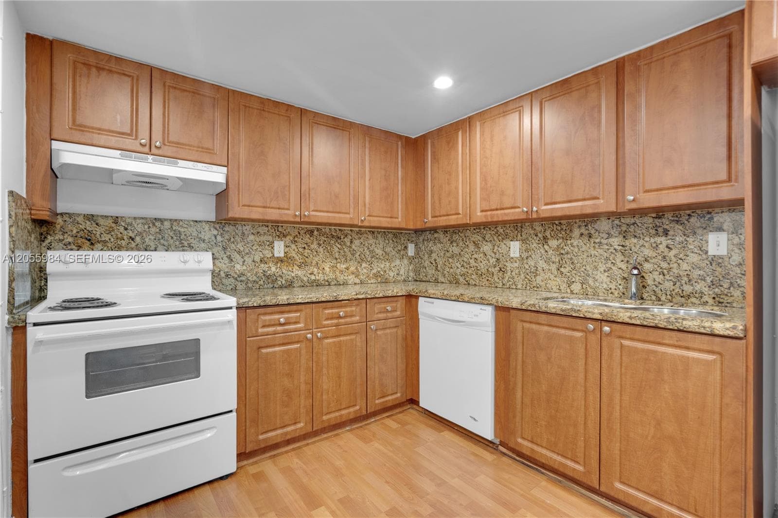 8475 SW 137th Ave #8475 photo 14