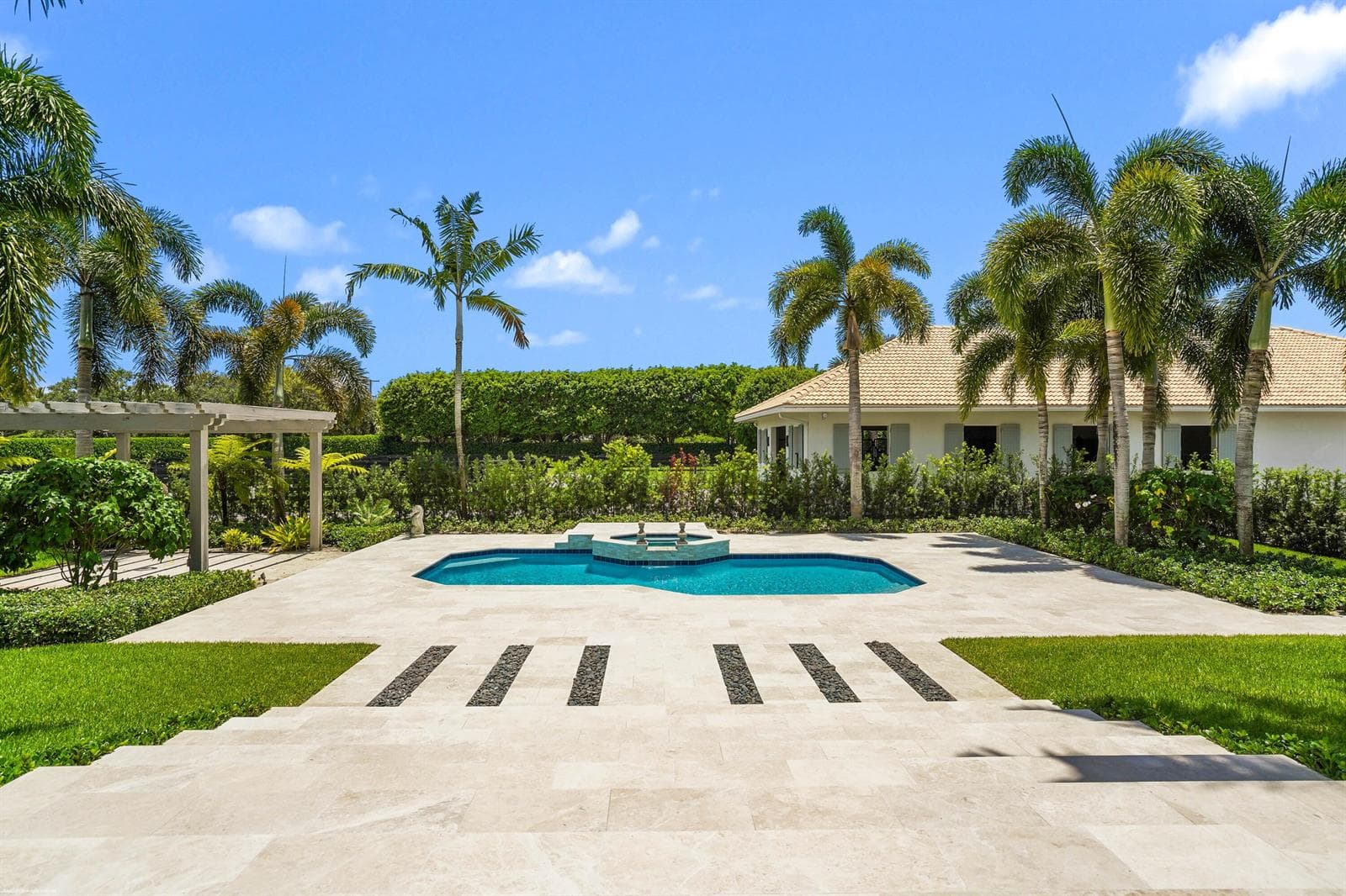15590 Sea Mist Ln 064