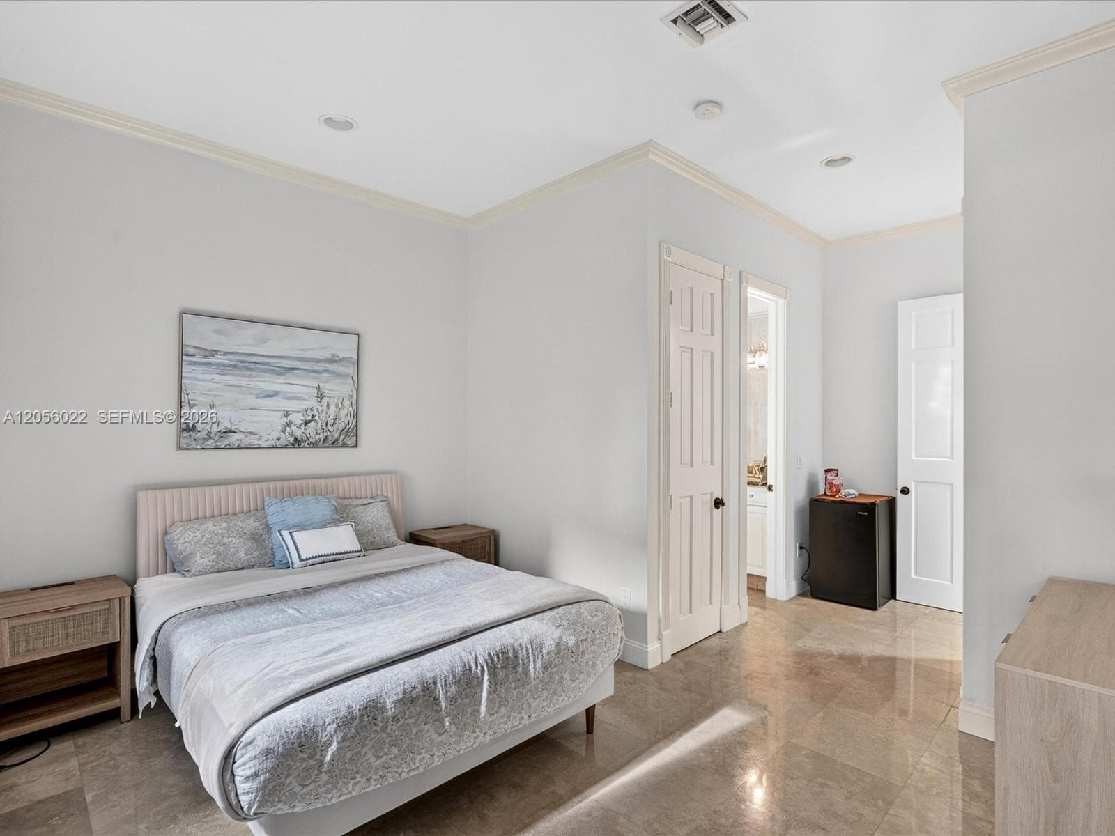628 N Island photo 52