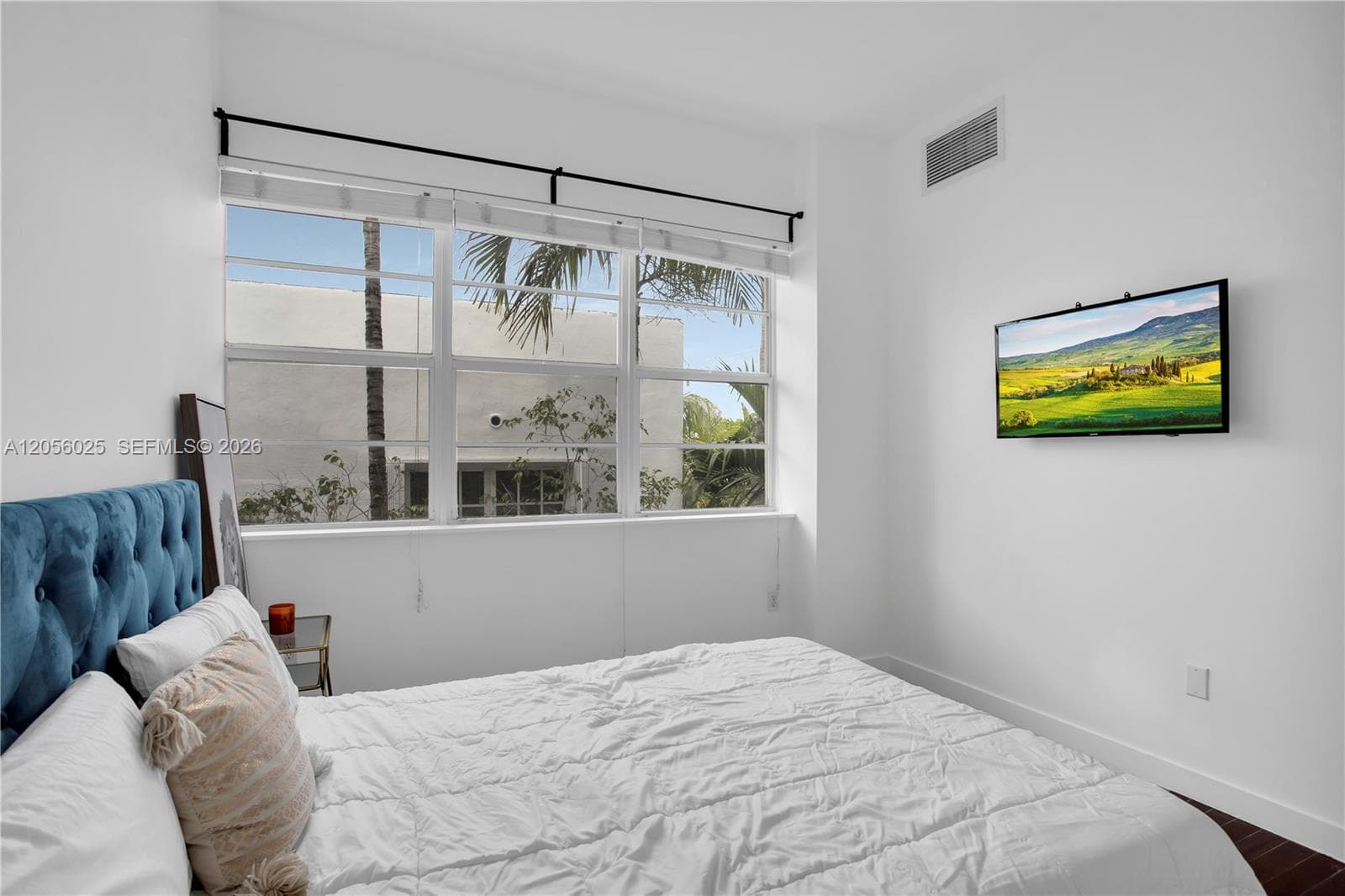 THE NOLOBI CONDO · #8 in Miami Beach - Photo 8