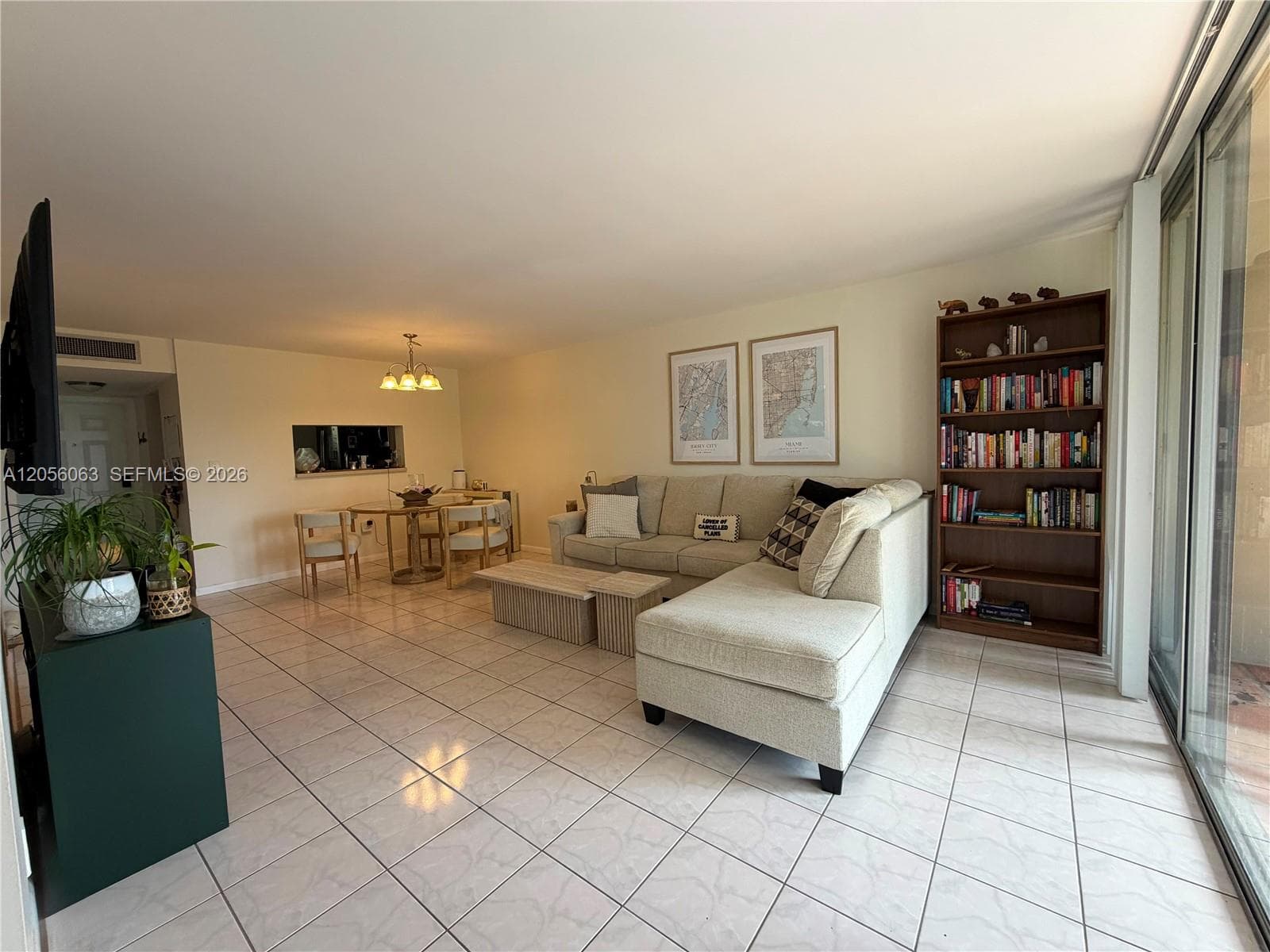 Dinning / Living Room