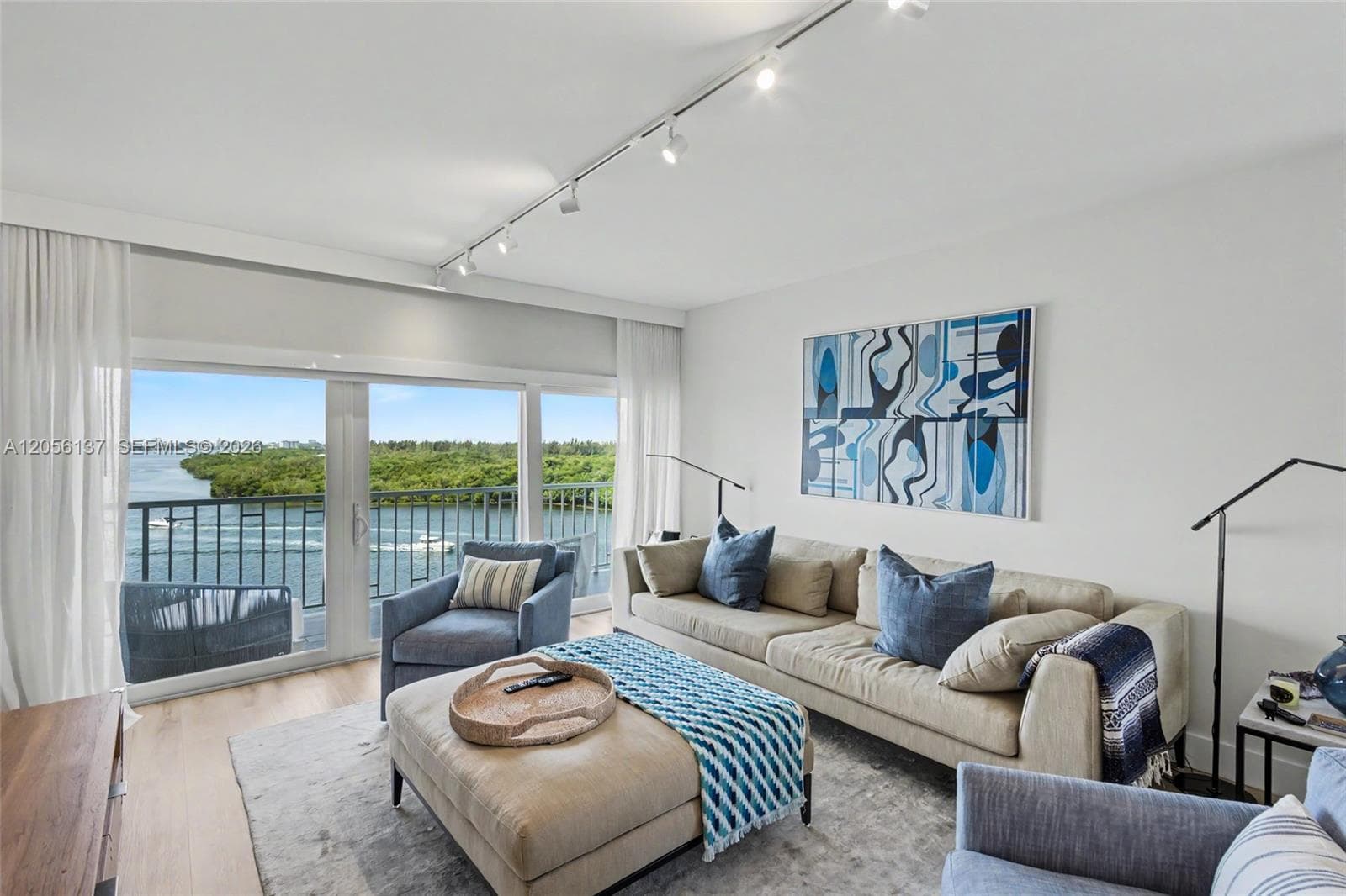 ARLEN HOUSE WEST · #822 in Sunny Isles Beach - Photo 17