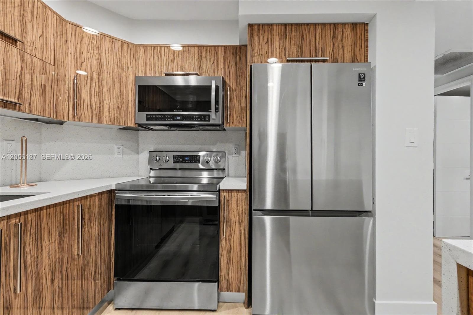 ARLEN HOUSE WEST · #822 in Sunny Isles Beach - Photo 24