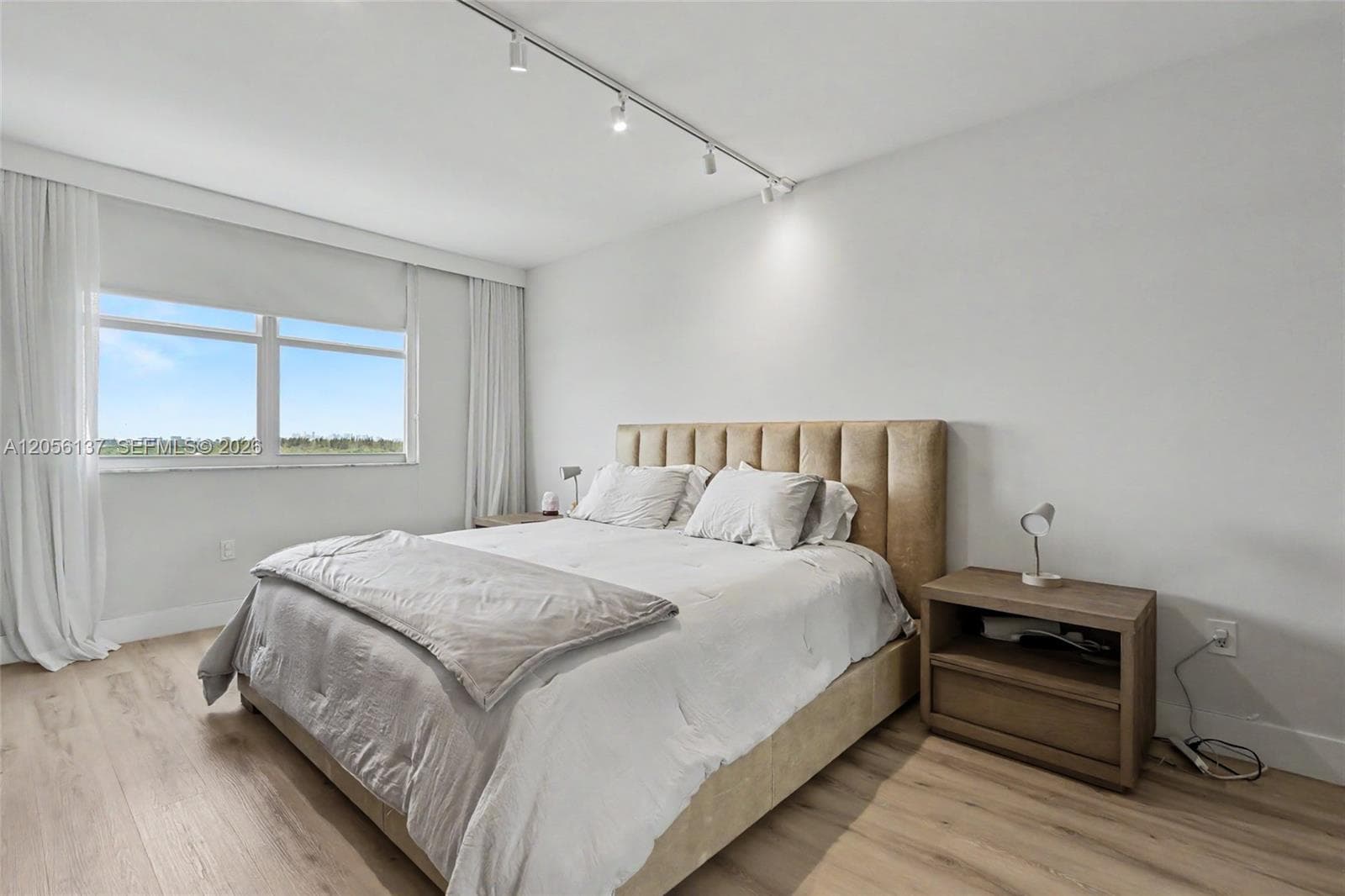 ARLEN HOUSE WEST · #822 in Sunny Isles Beach - Photo 34