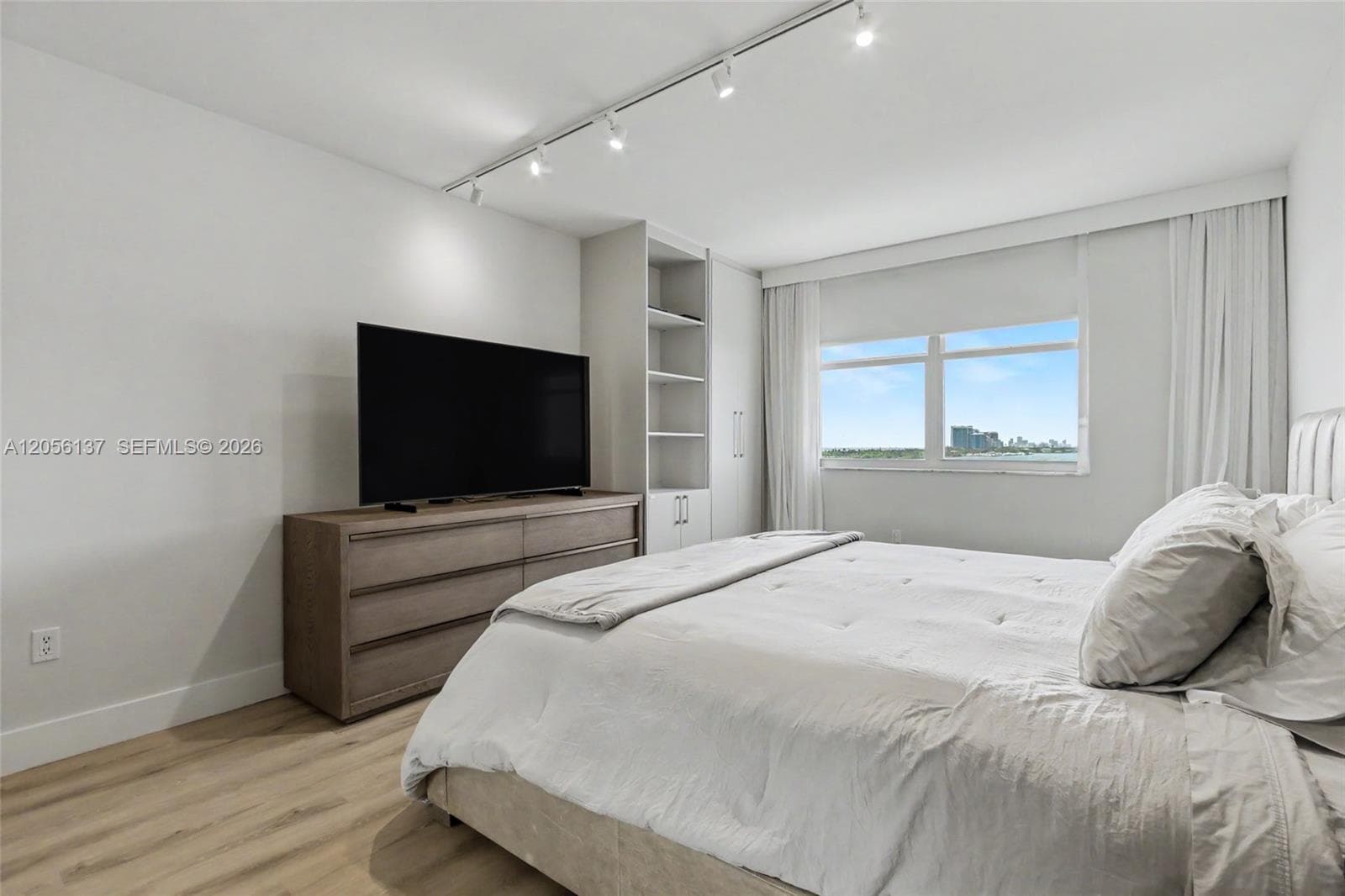 ARLEN HOUSE WEST · #822 in Sunny Isles Beach - Photo 33