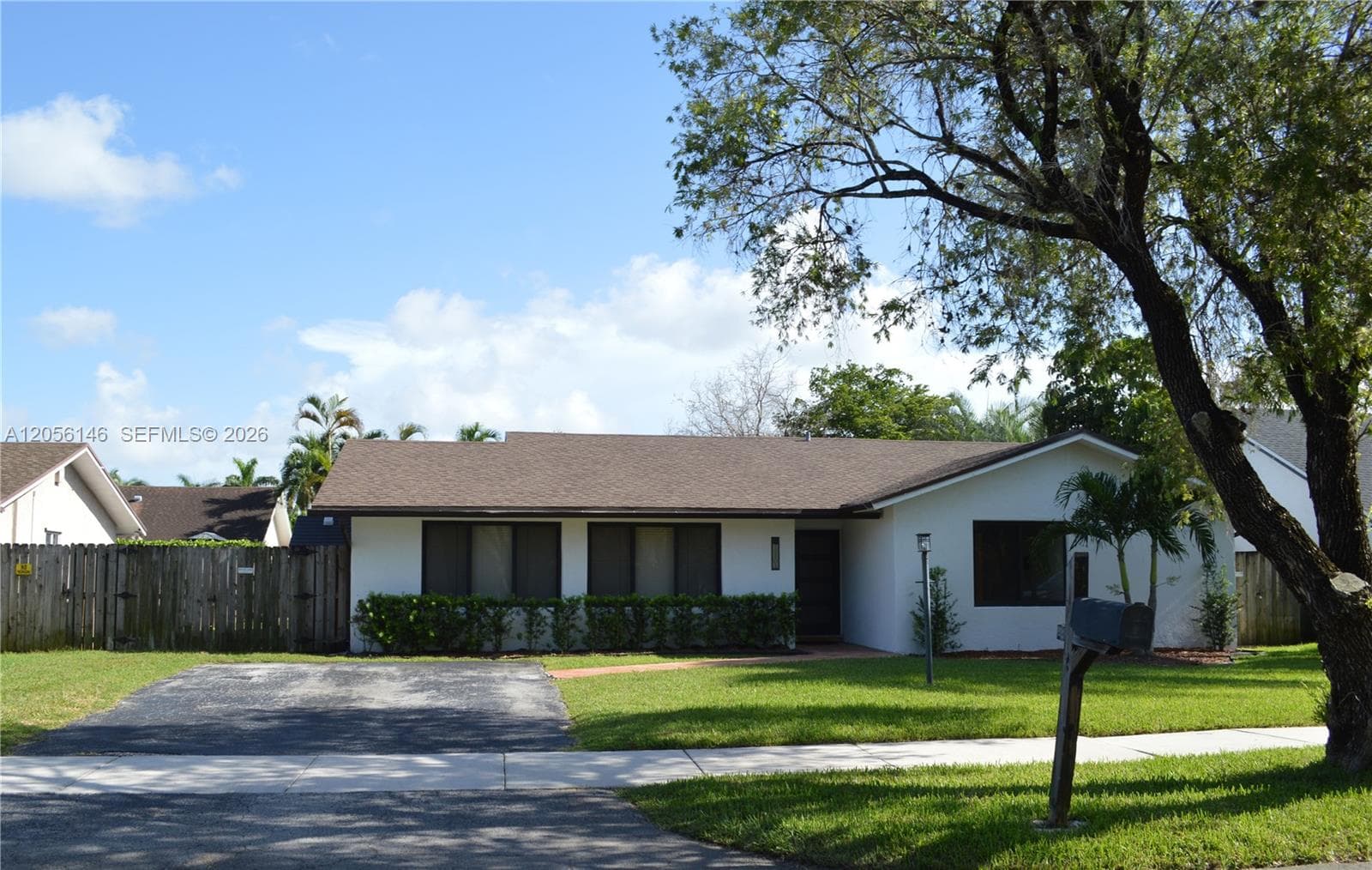 13304 SW 102nd Ter photo 1