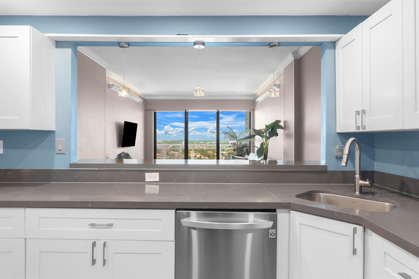 14-web-or-mls-1600 S Ocean Dr PHC, Holly