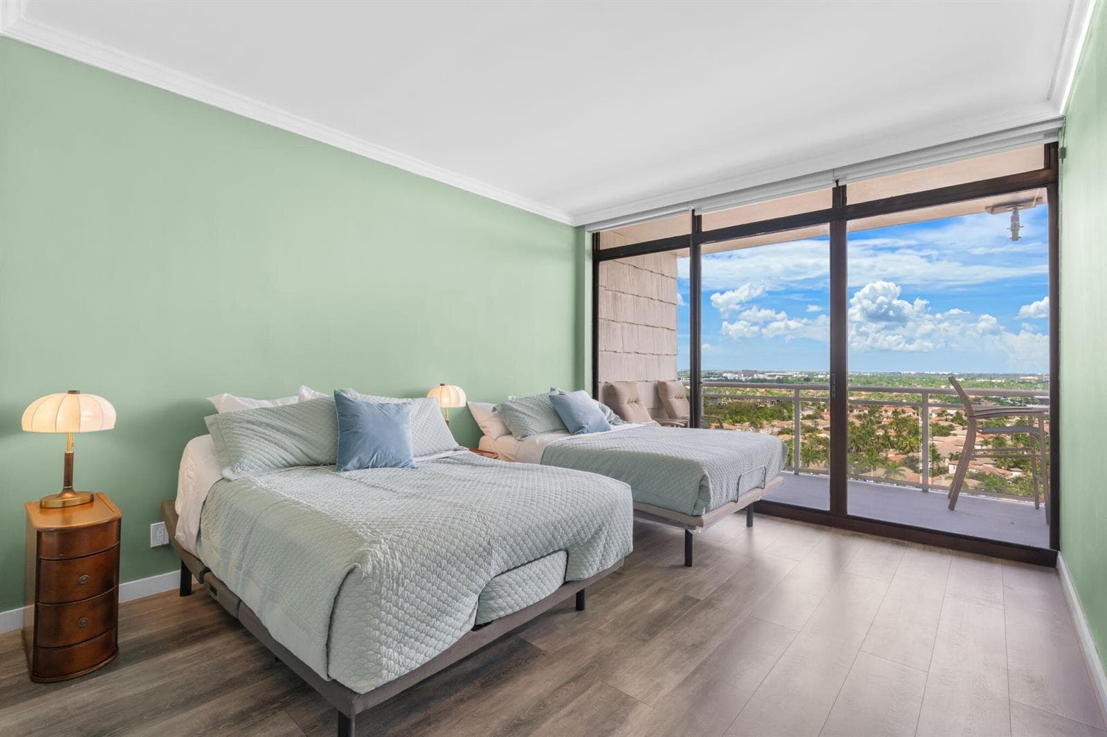 16-web-or-mls-1600 S Ocean Dr PHC, Holly