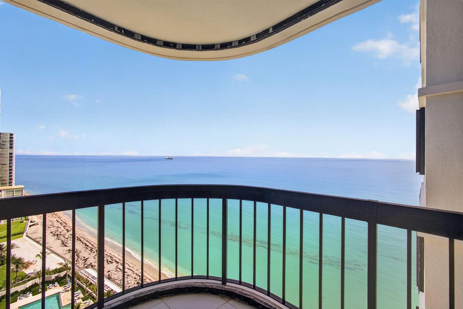 5380 N Ocean Drive #19F
