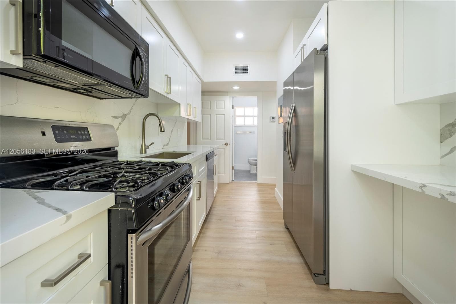 ARTIST COLONY CONDO · #4 in Fort Lauderdale - Photo 9