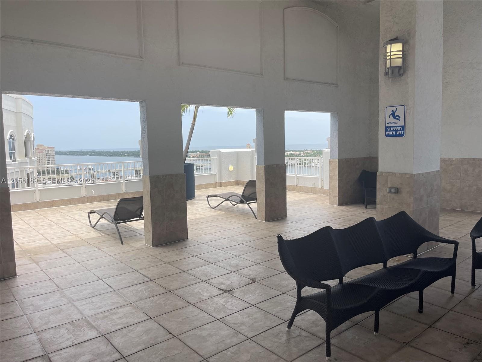 STRAND CONDO · #616 in West Palm Beach - Photo 37