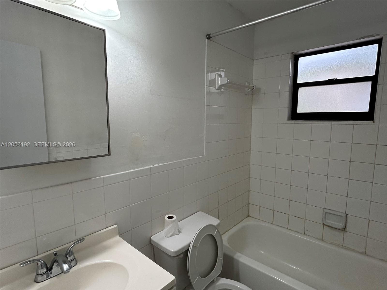 MADISON CONDO · #14 in Hollywood - Photo 13