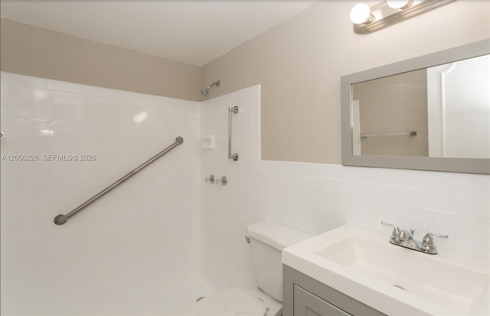 Warrenton House · #218 in Hollywood - Photo 10