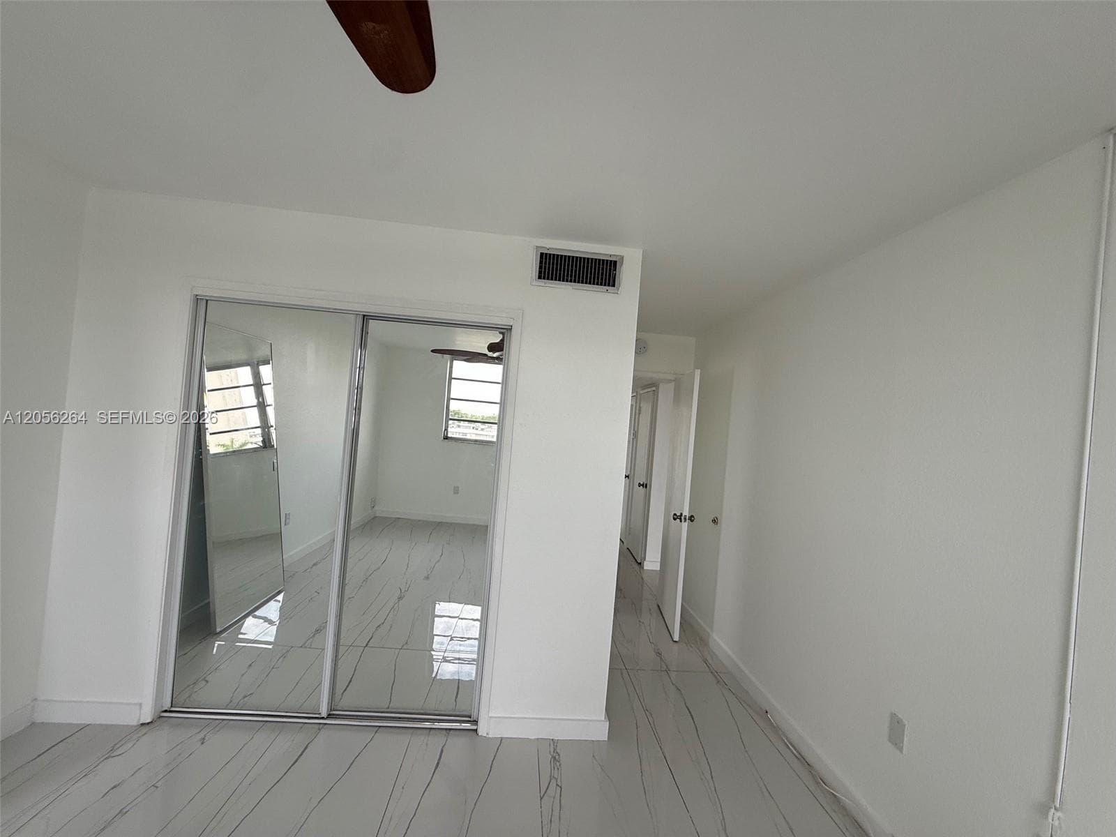 JADE WINDS · #510 in Miami - Photo 5